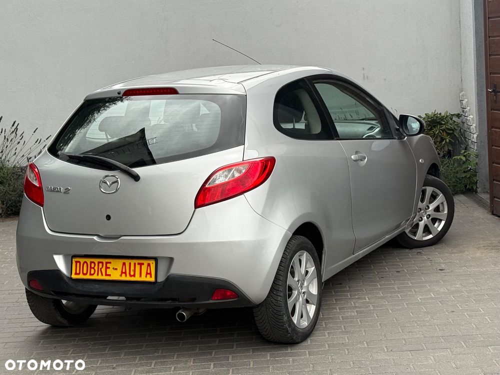 Mazda 2 1.3 Exclusive+ - 26
