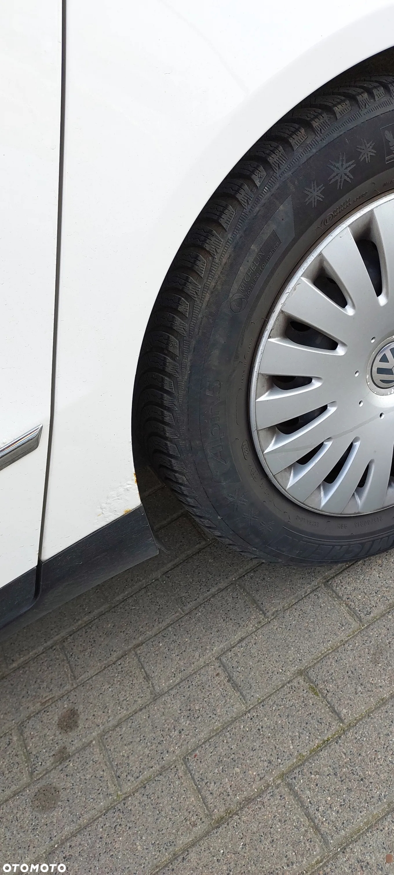 Volkswagen Passat 2.0 TDI Comfortline - 14