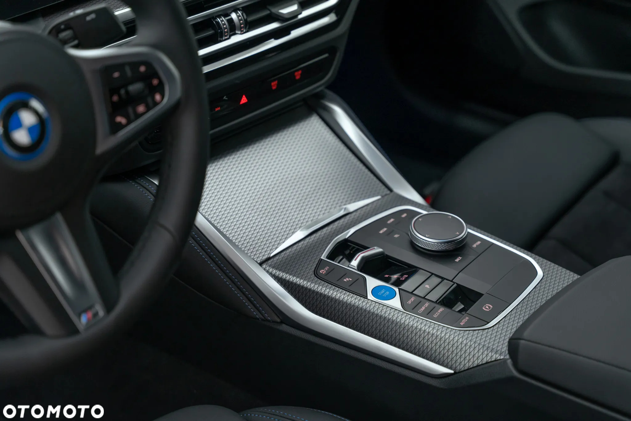 BMW i4 - 25