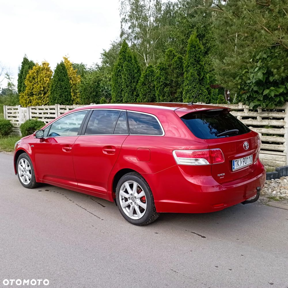 Toyota Avensis 2.2 D-CAT 2010 - 6