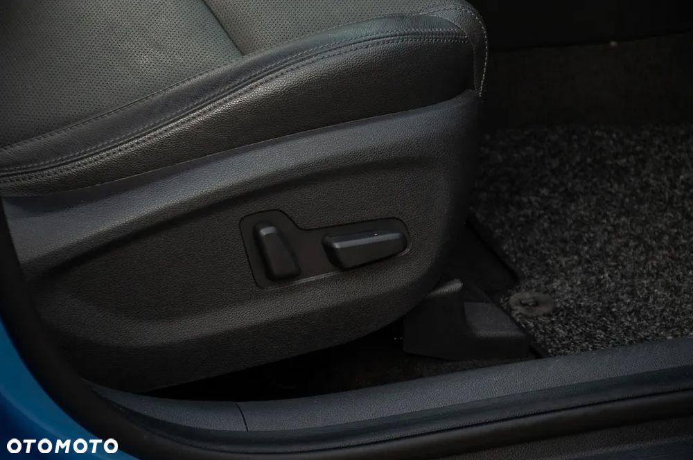 Hyundai Tucson ver-2-0-crdi-premium-4wd - 37