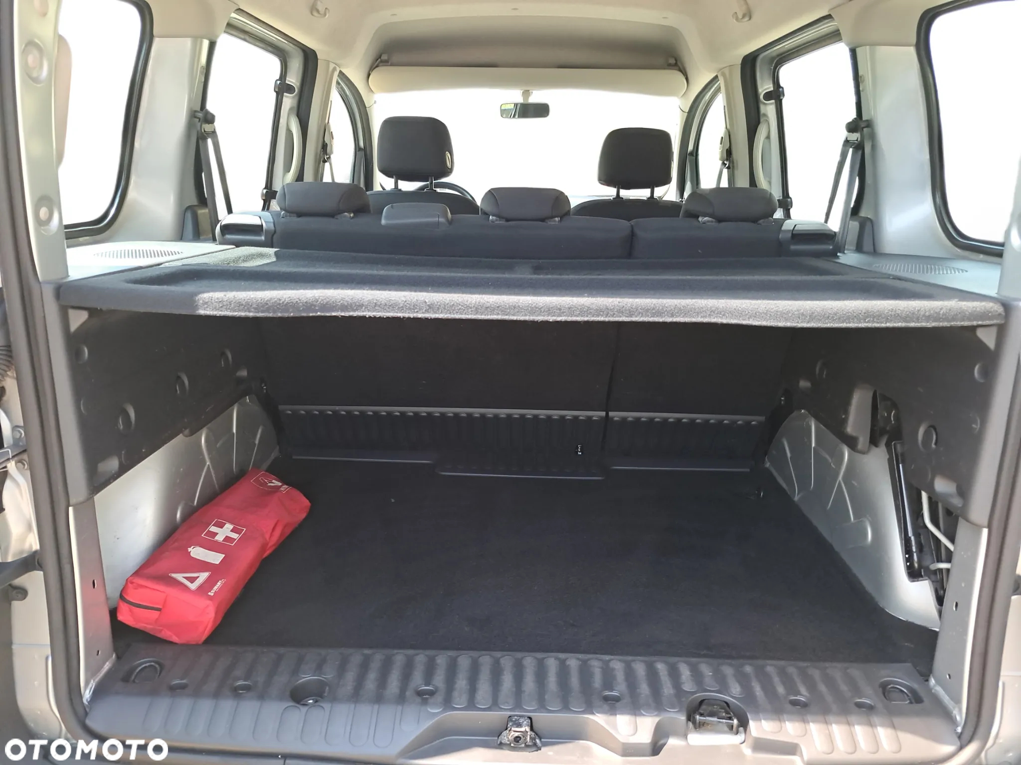 Renault Kangoo 1.5 dCi Zen Eu6 - 12