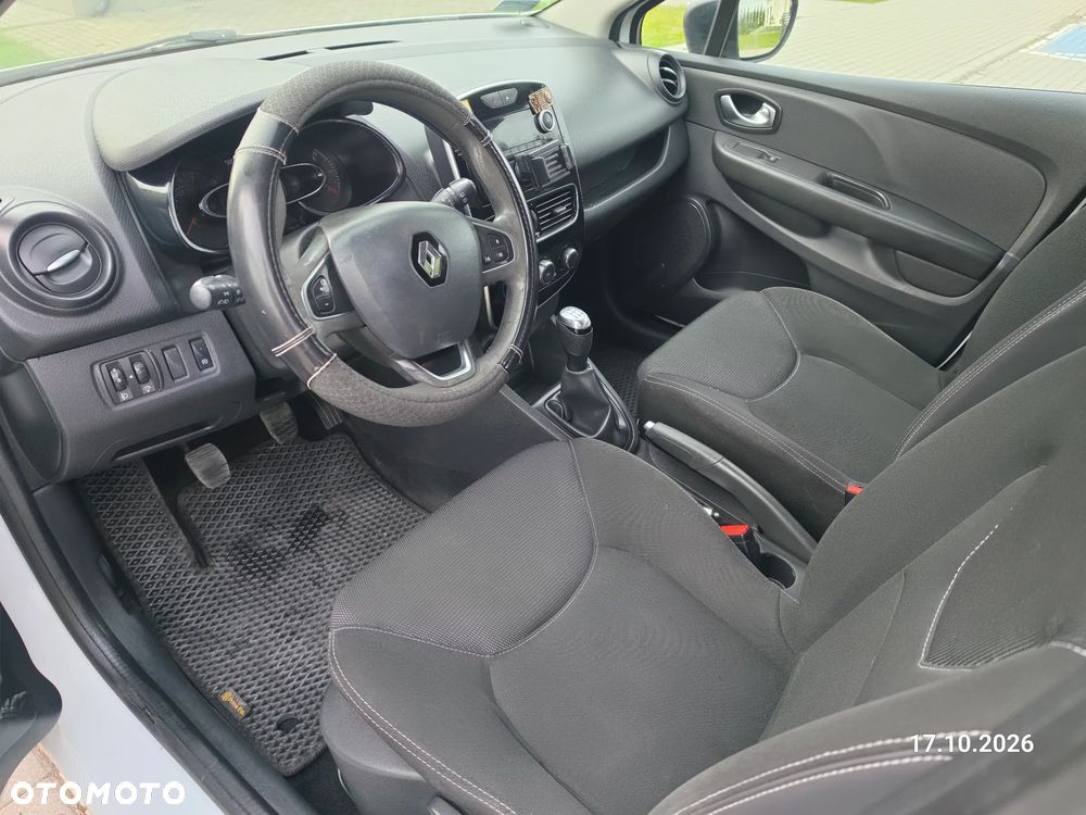 Renault Clio - 7