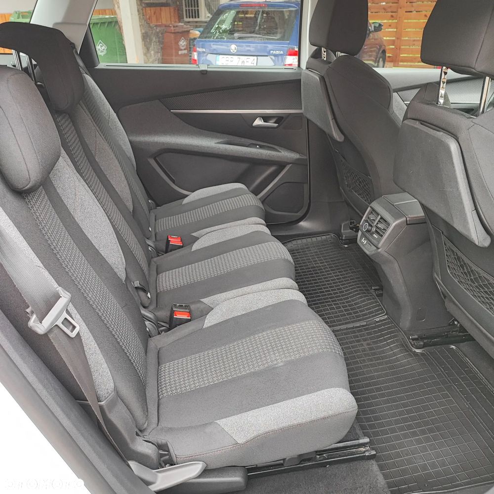 Peugeot 5008 1.6 THP Active S&S EAT6 - 12