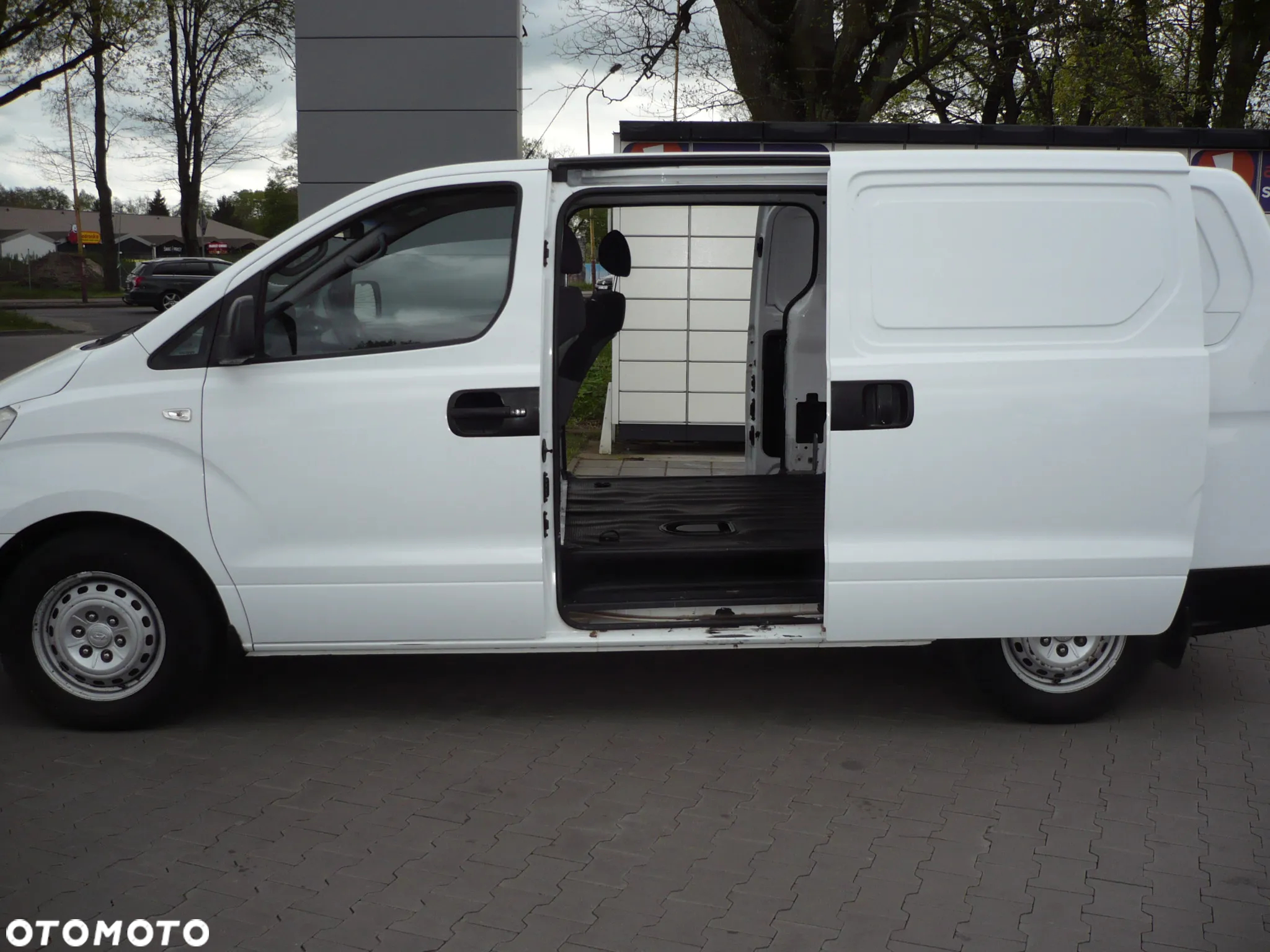 Hyundai H1 - 10