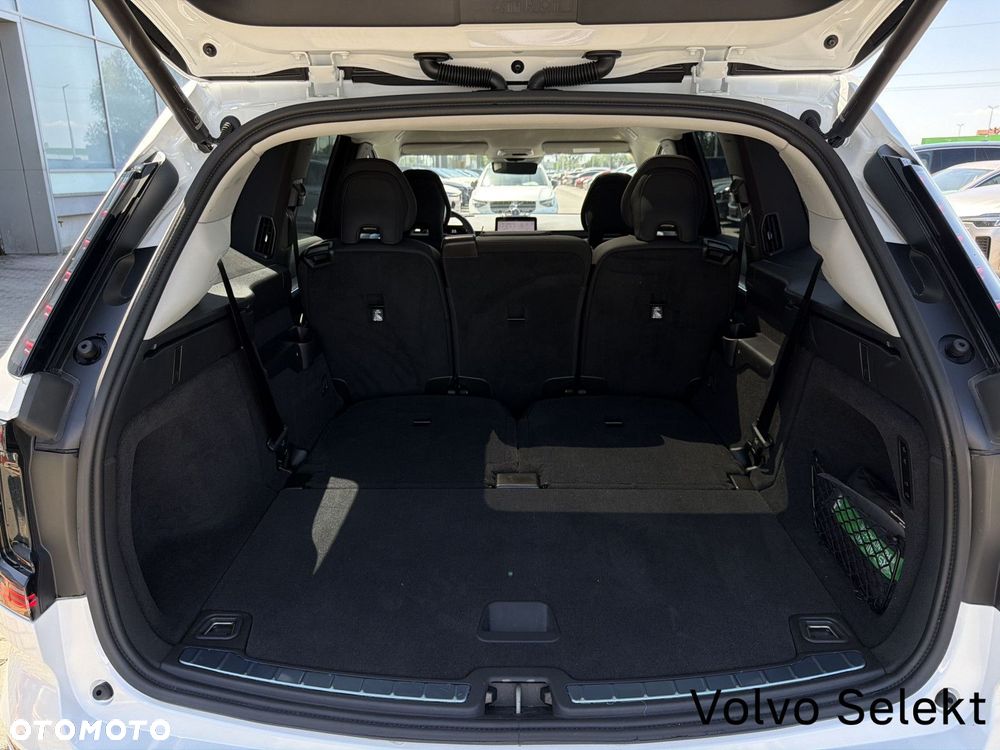 Volvo EX90 - 31