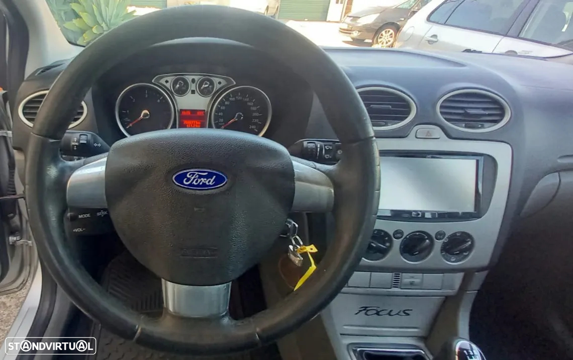 Ford Focus 1.6 TDCi Sport - 11