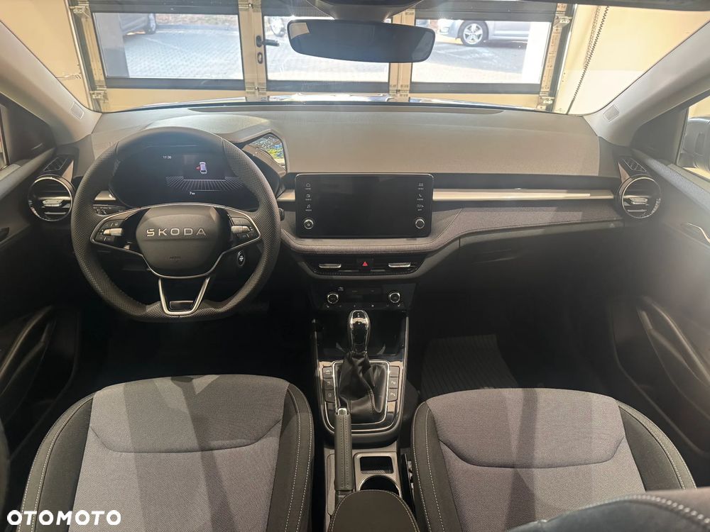 Skoda Fabia 1.0 TSI Drive DSG - 6