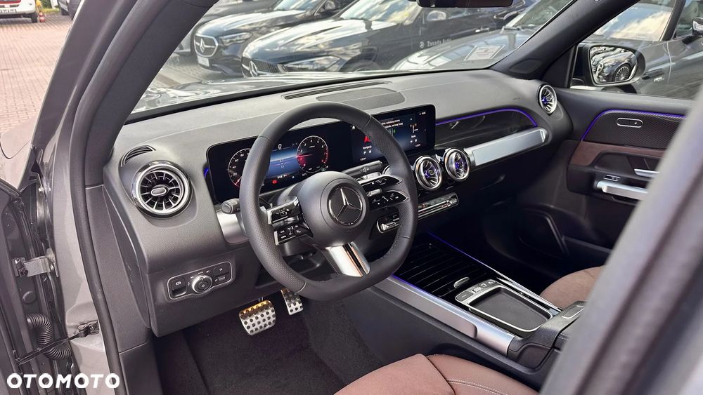 Mercedes-Benz GLB 200 AMG Line 7G-DCT - 5