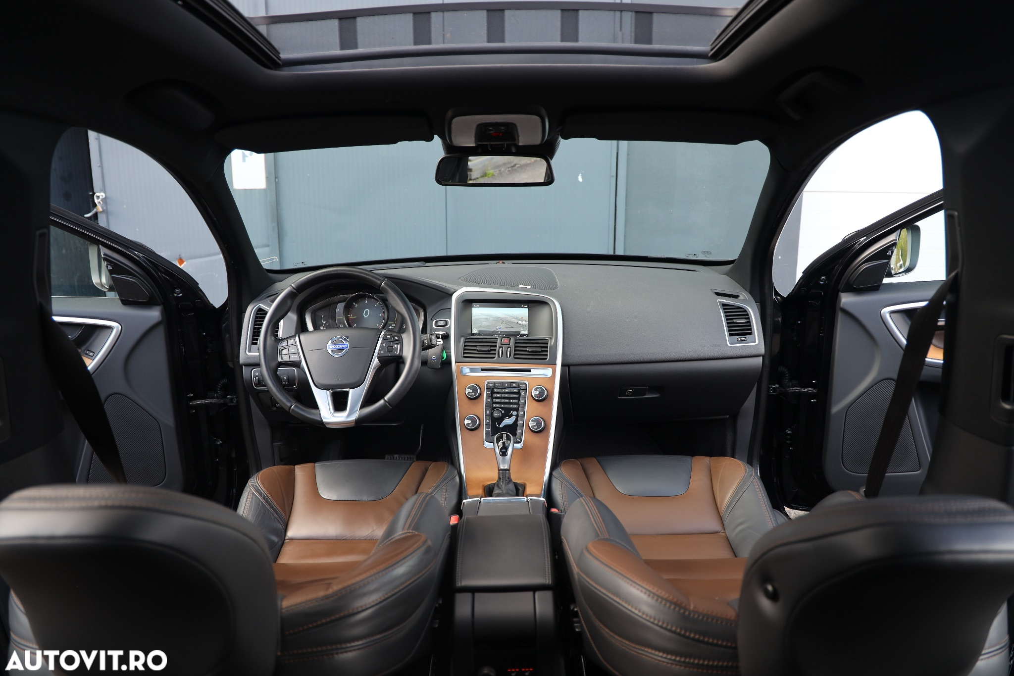 Volvo XC 60 D4 Geartronic Momentum - 12