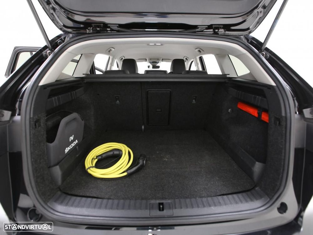 Skoda Enyaq iV 60 - 13