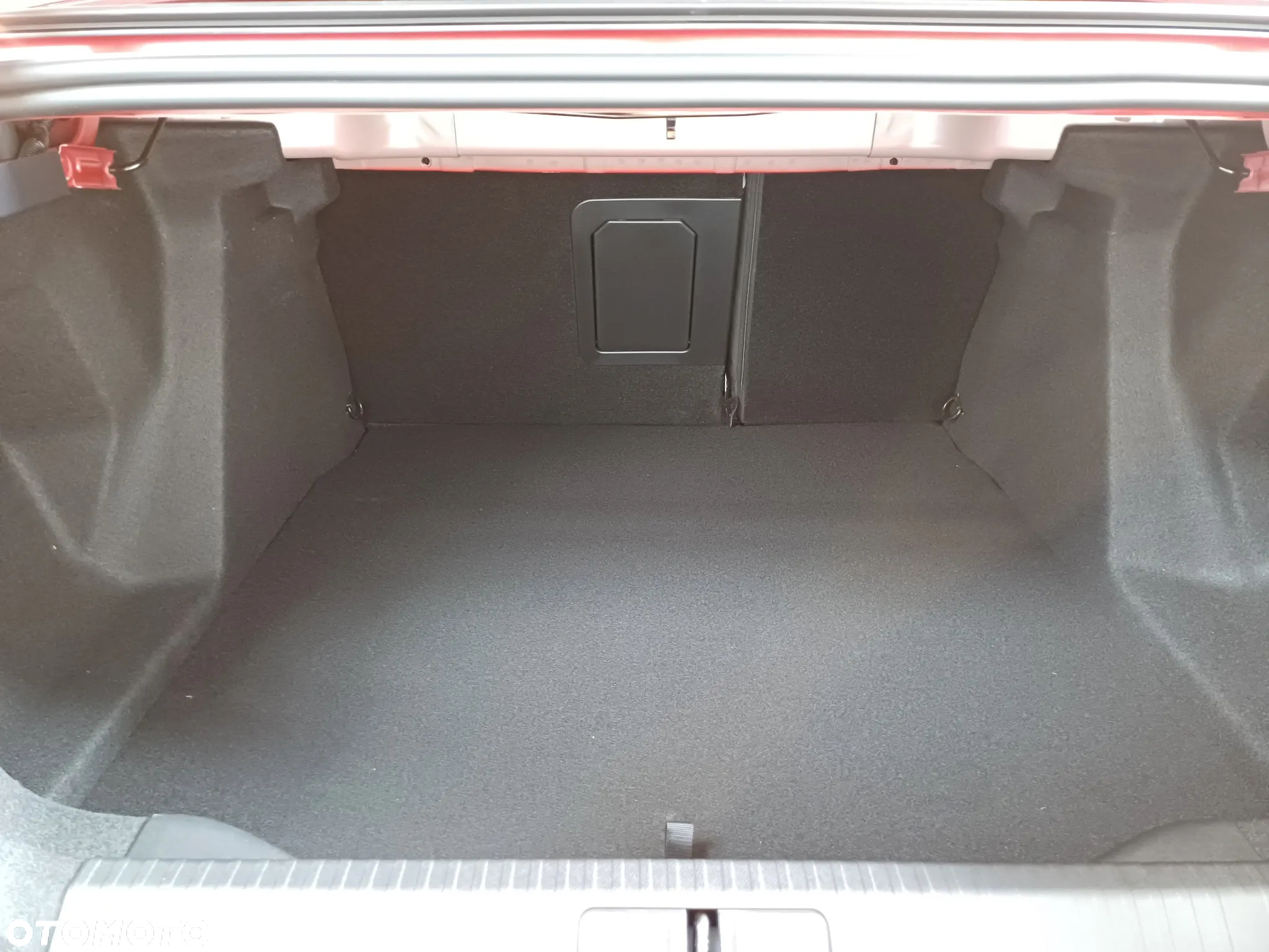 Citroën C4X 1.2 mHEV Max eDCT6 - 26