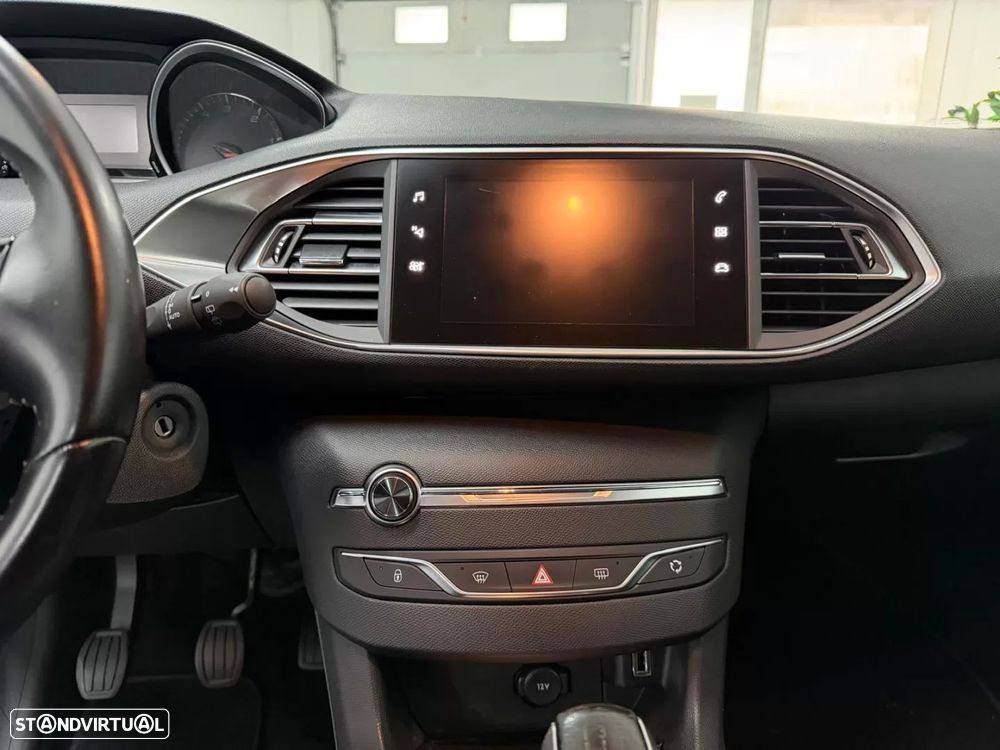 Peugeot 308 1.6 BlueHDi Active - 9