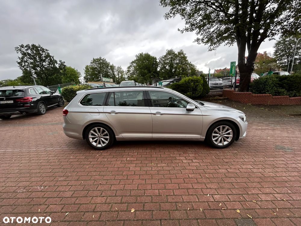 Volkswagen Passat Variant 2.0 TDI (BlueMotion Technology) Comfortline - 6