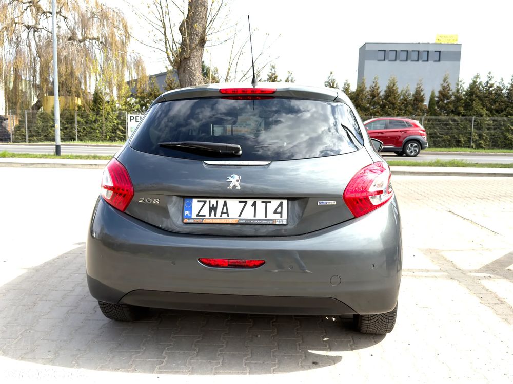 Peugeot 208 1.2 PureTech Allure S&S - 18