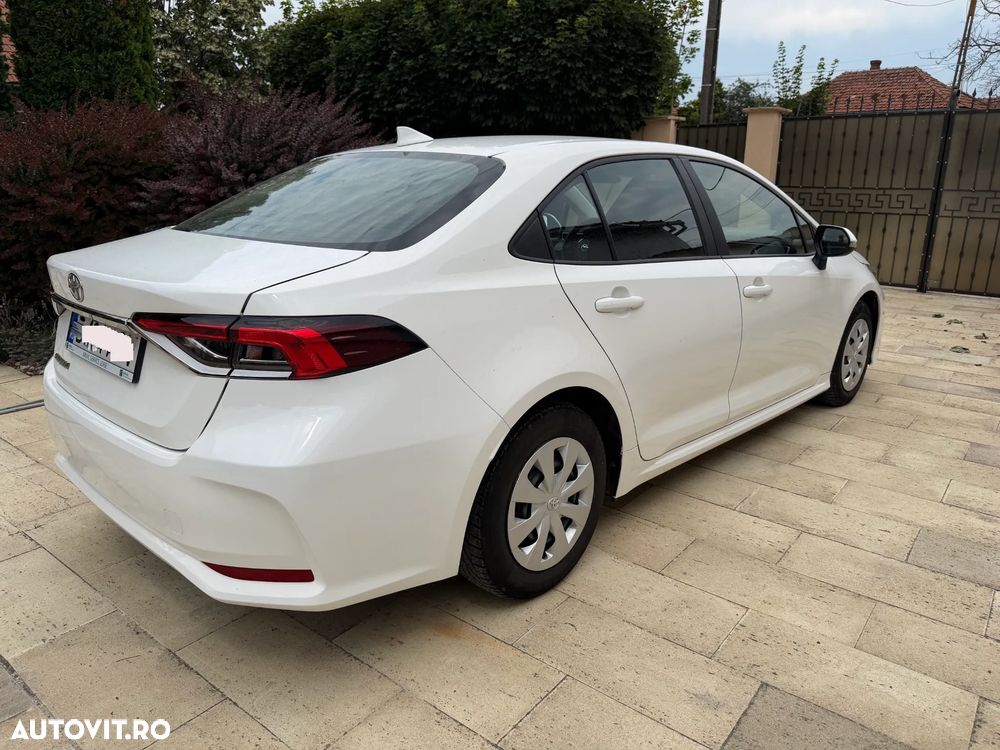 Toyota Corolla - 4
