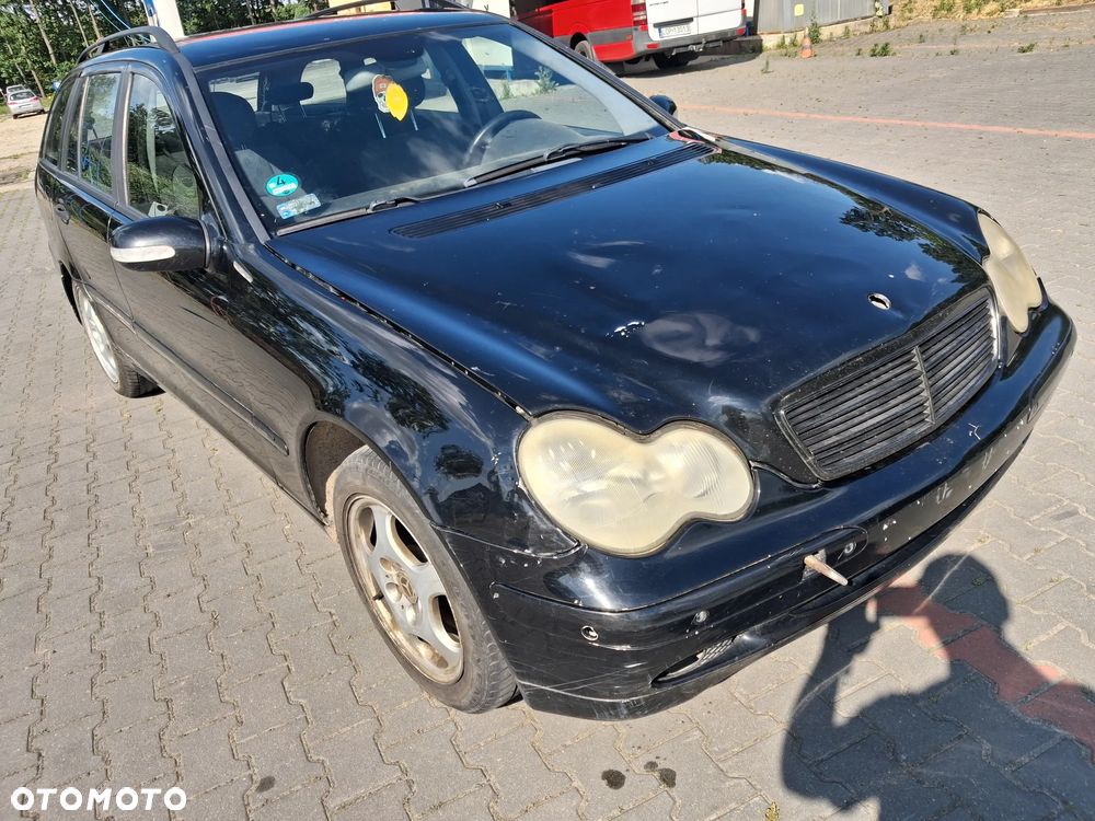 Mercedes C klasa W203 KOMBI silnik kompletny 1.8 Kompresor 143 KM OM271.946 271946 skrzynia biegów 716.628 drzwi maska klapa zderzak błotnik kolor czarny 040 lampa maglownica pompa wspomagania sprężarka dyfer wał napędowy półoś zwrotnica sterownik czujnik moduł wiązka przewód blenda szyba podszybie radio panel sterowania pompa pompka abs paliwa kierownica manetka włącznik fotel schowek zegary głośnik alternator rozrusznik cewka zbiorniczek sprężarka klimatyzacji klamka zamek zacisk hamulcowy mechanizm chłodnica pas przedni boczek lusterko silniczek sanki belka zawrotnica mcperson NA CZĘŚCI