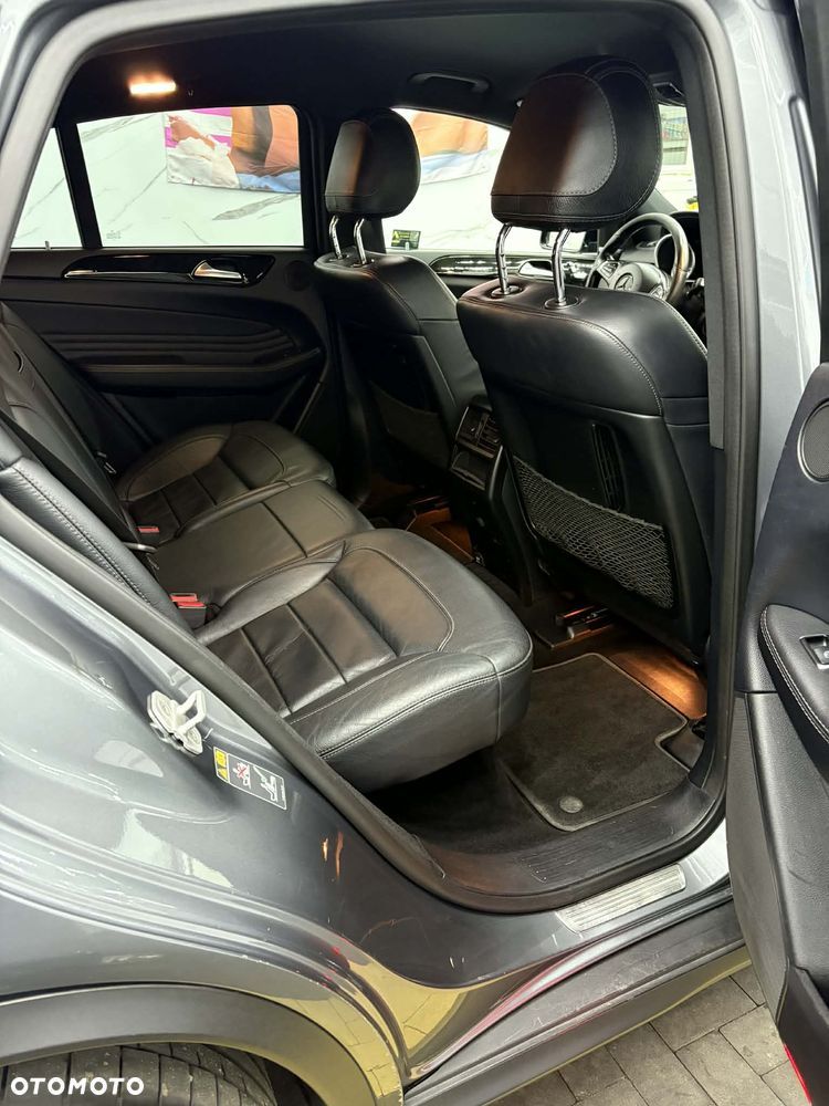 Mercedes-Benz GLE - 9