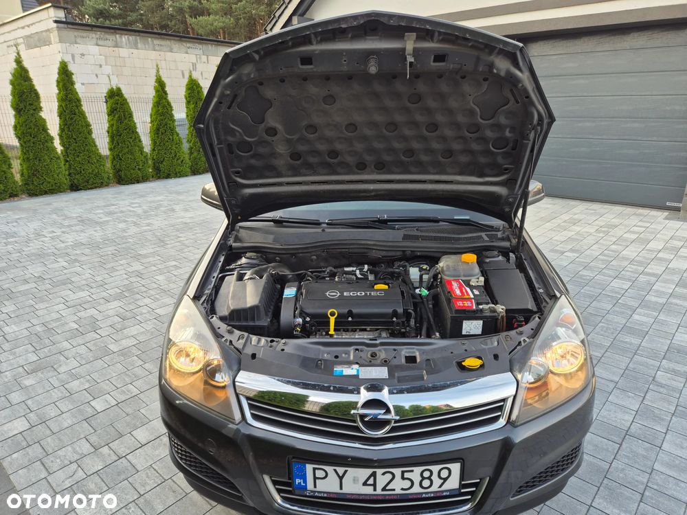 Opel Astra 1.6 Edition - 26