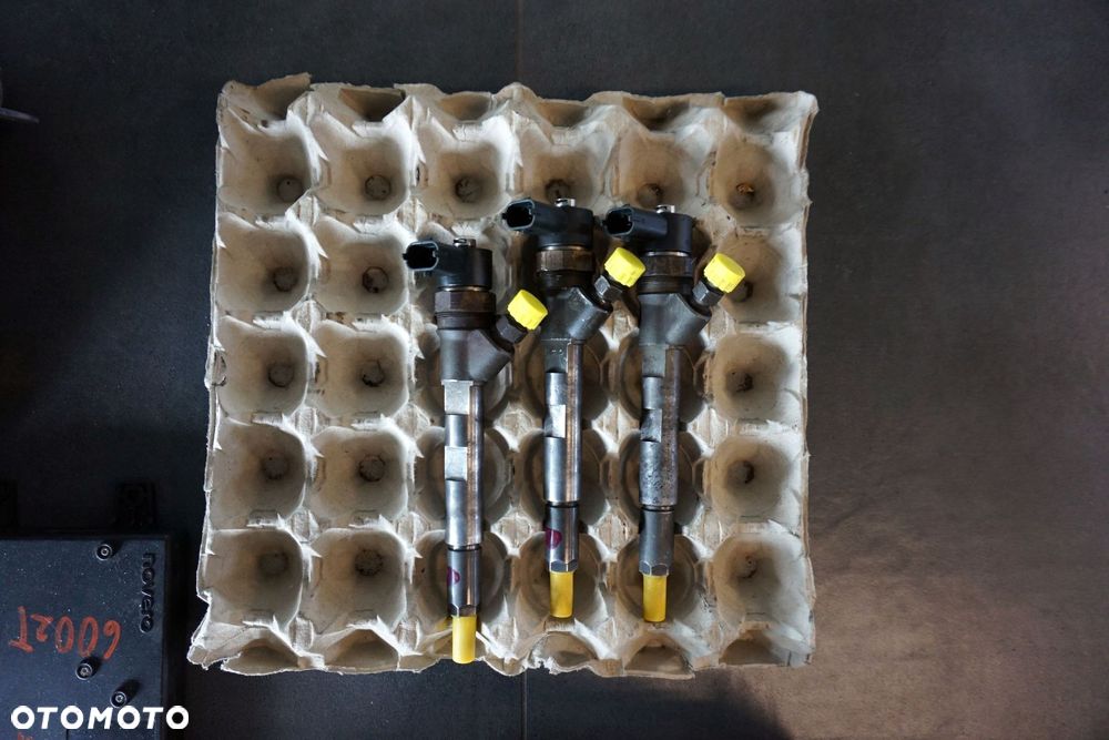 WTRYSKIWACZ GRAND VOYAGER IV RG RS LIFT 2.8 CRD 0445110059 CHRYSLER 2005-2008 - 1