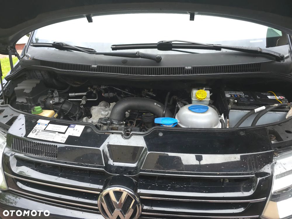 Volkswagen Multivan - 5