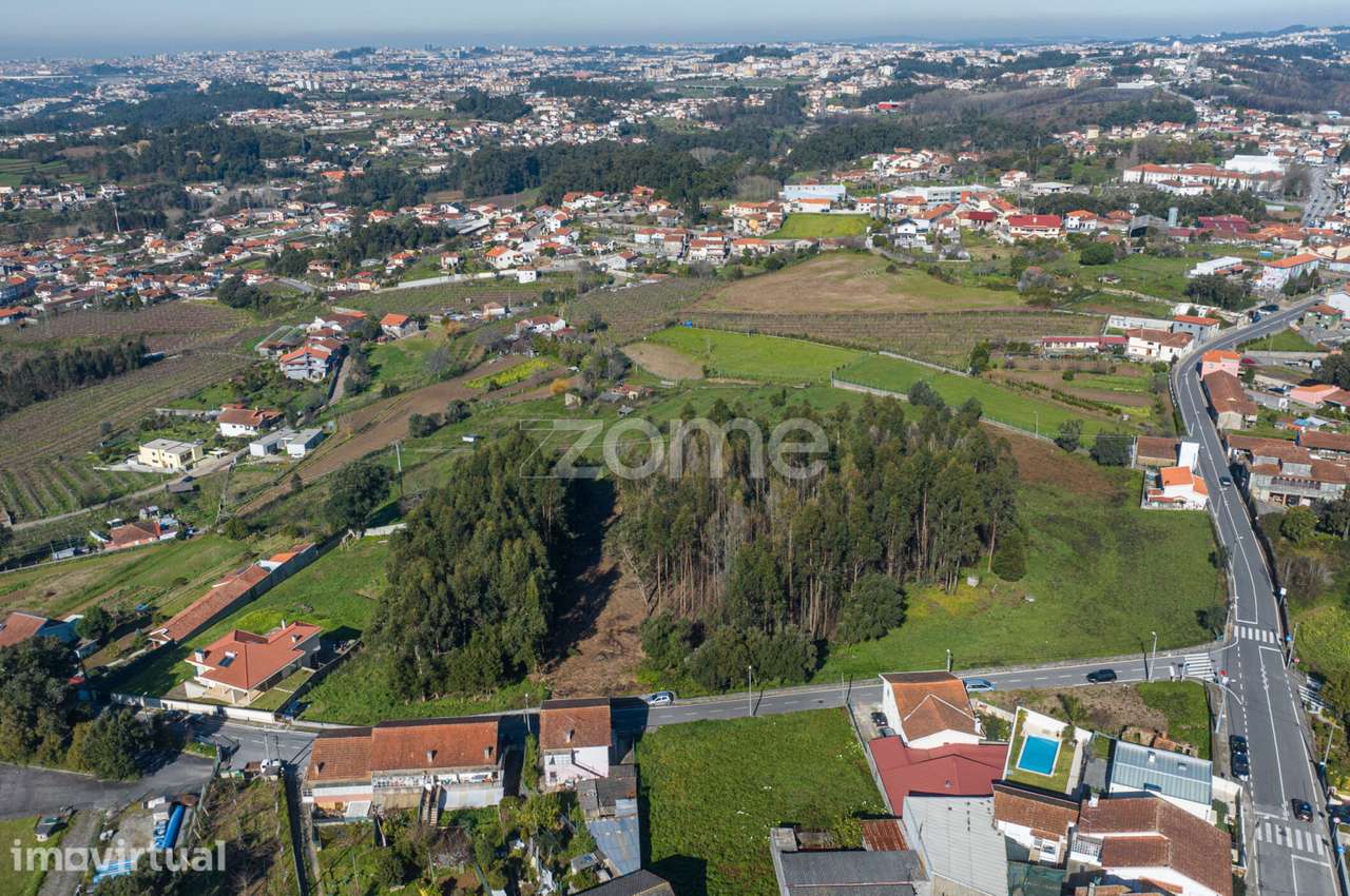 Terreno Rústico com 1490m2 - Grande imagem: 3/15