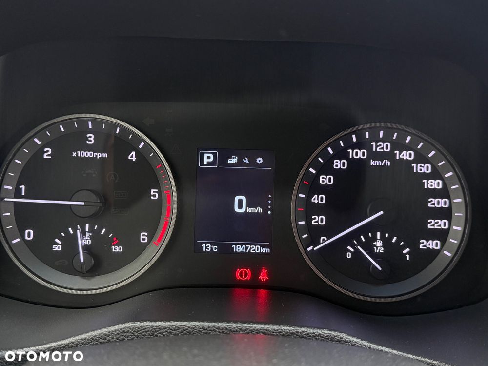 Hyundai Tucson blue 1.7 CRDi 2WD DCT Classic - 28