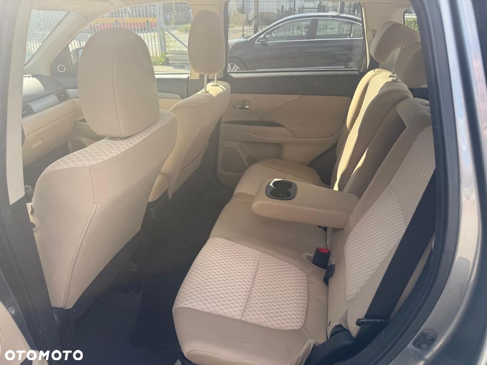 Mitsubishi Outlander 2.0 Intense - 7
