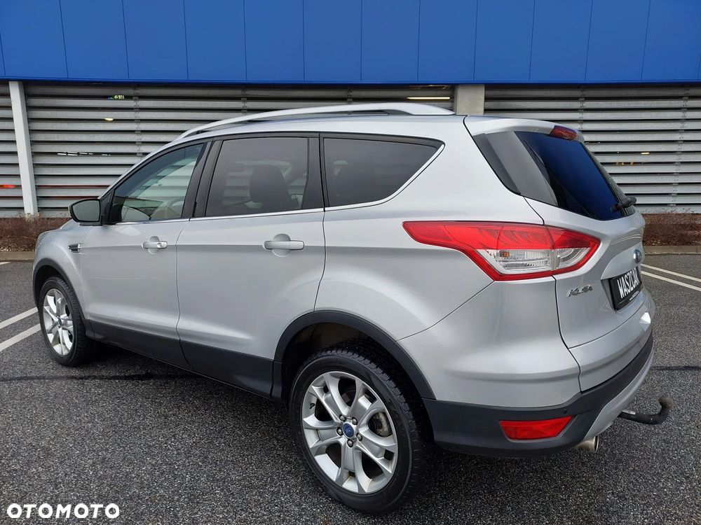Ford Kuga 2.0 TDCi 4WD Titanium - 4