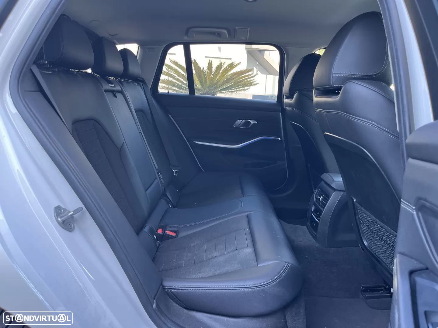 BMW 320 d Touring Line Sport Auto - 39