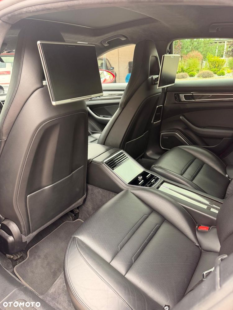 Porsche Panamera 4S - 21