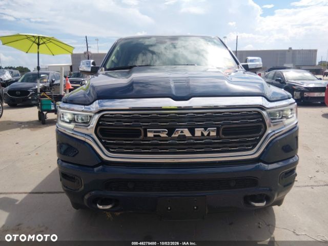 Dodge RAM 5.7 4x4 - 8