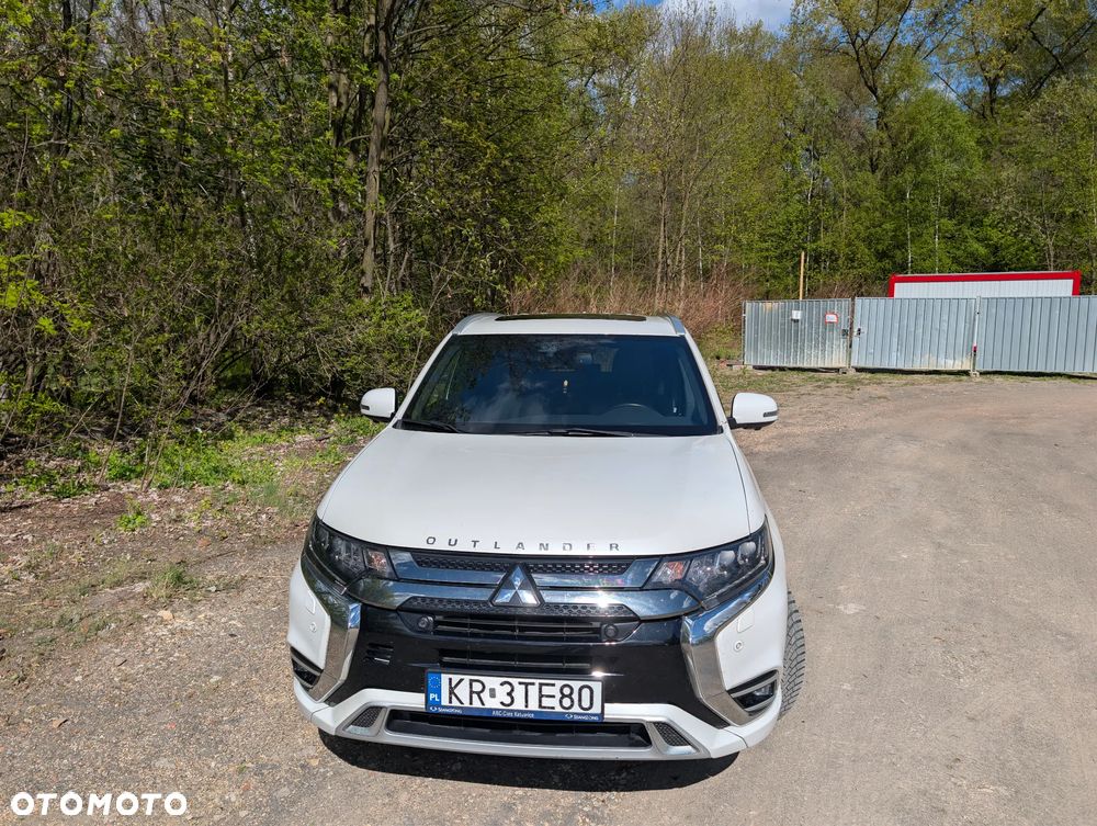Mitsubishi Outlander Instyle + - 3