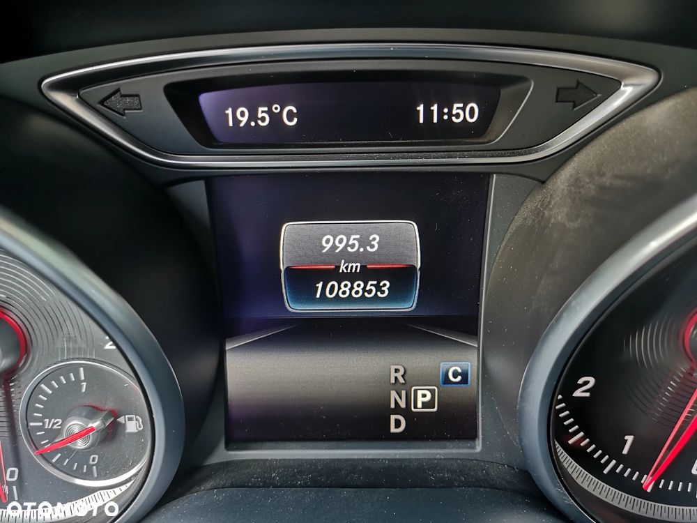 Mercedes-Benz GLA 220 4-Matic AMG Line - 9
