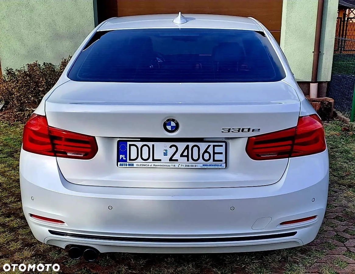 BMW Seria 3 330e iPerformance - 6