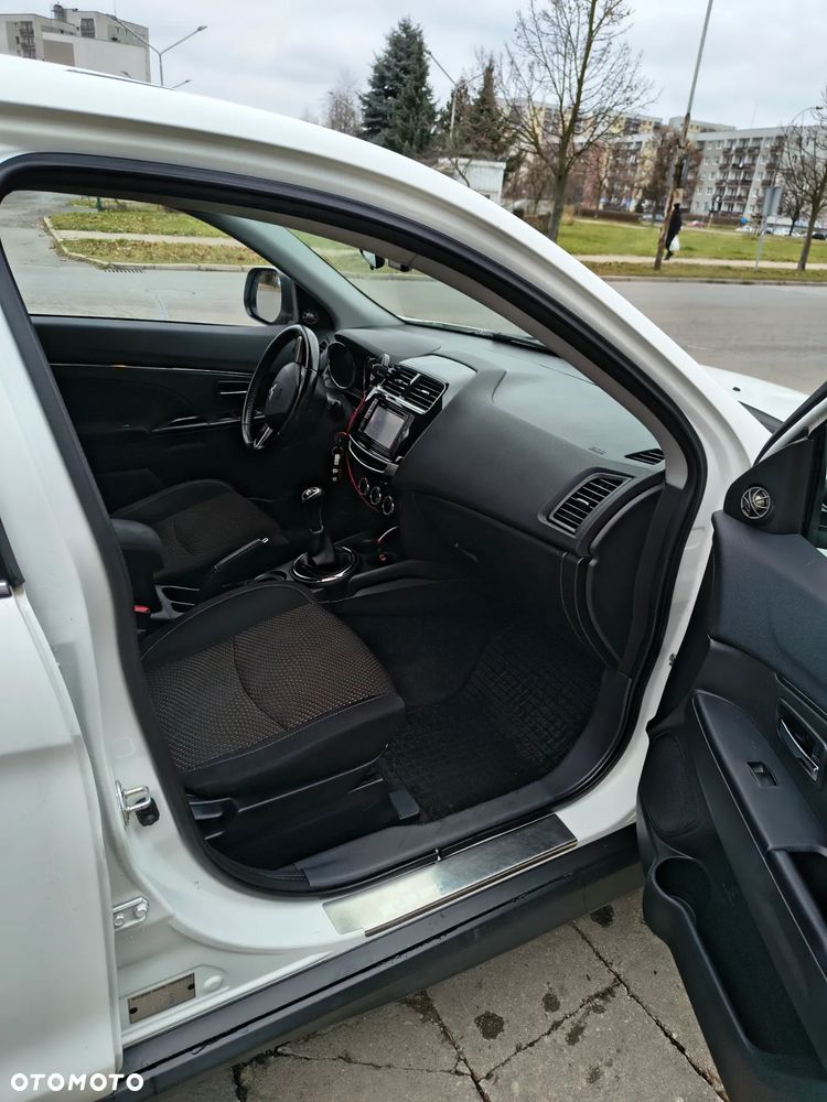 Mitsubishi ASX 1.6 Invite - 13