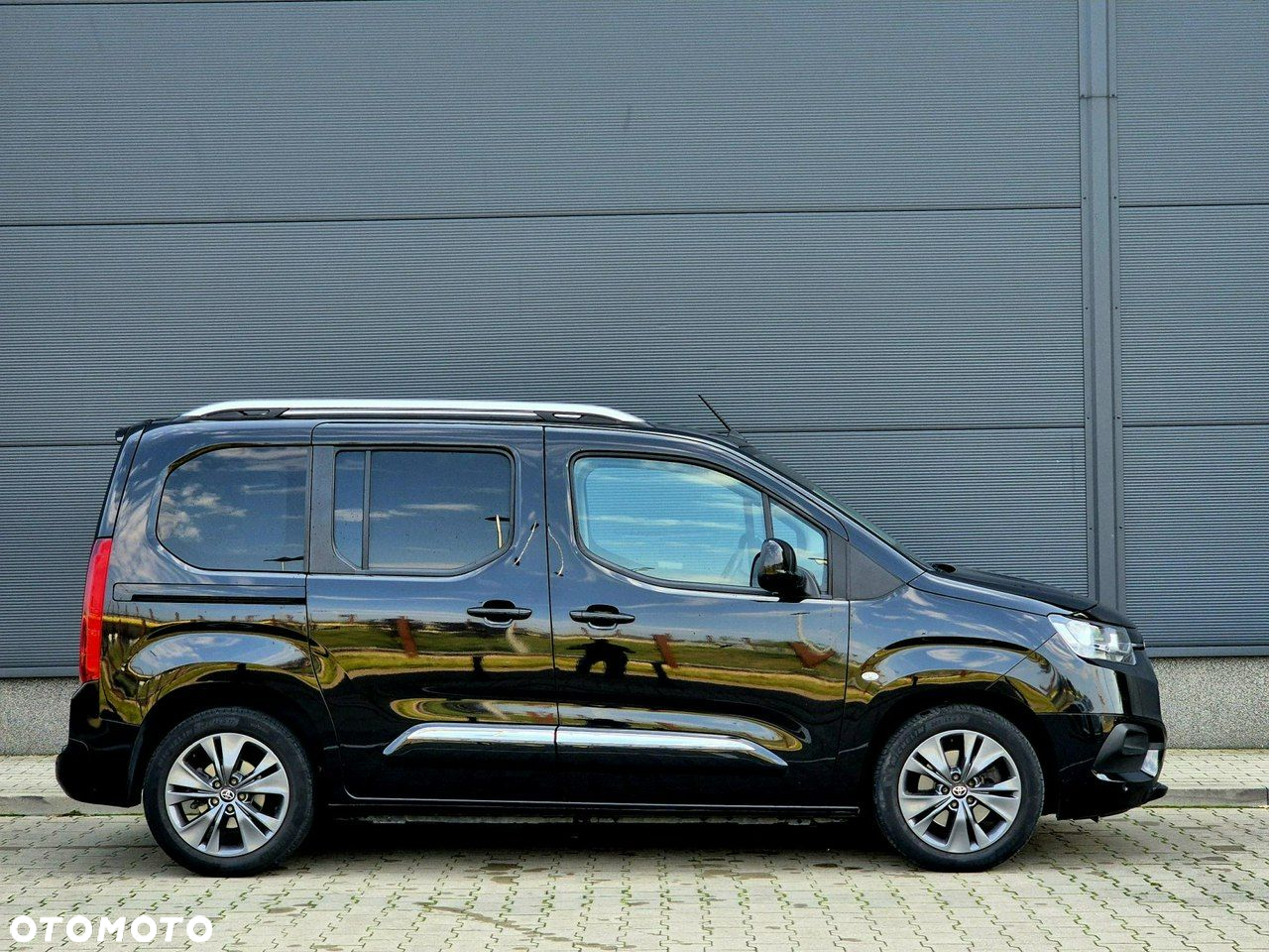 Toyota Proace City Verso 1.5 D-4D Family - 17