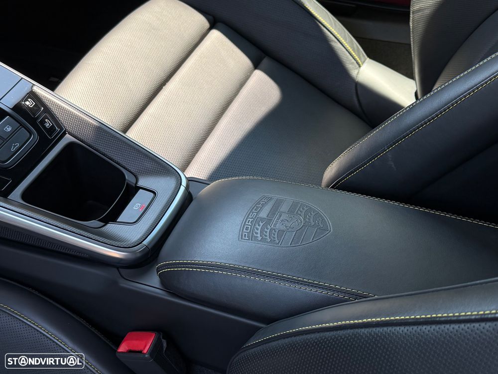 Porsche 911 (992) Turbo S - 49