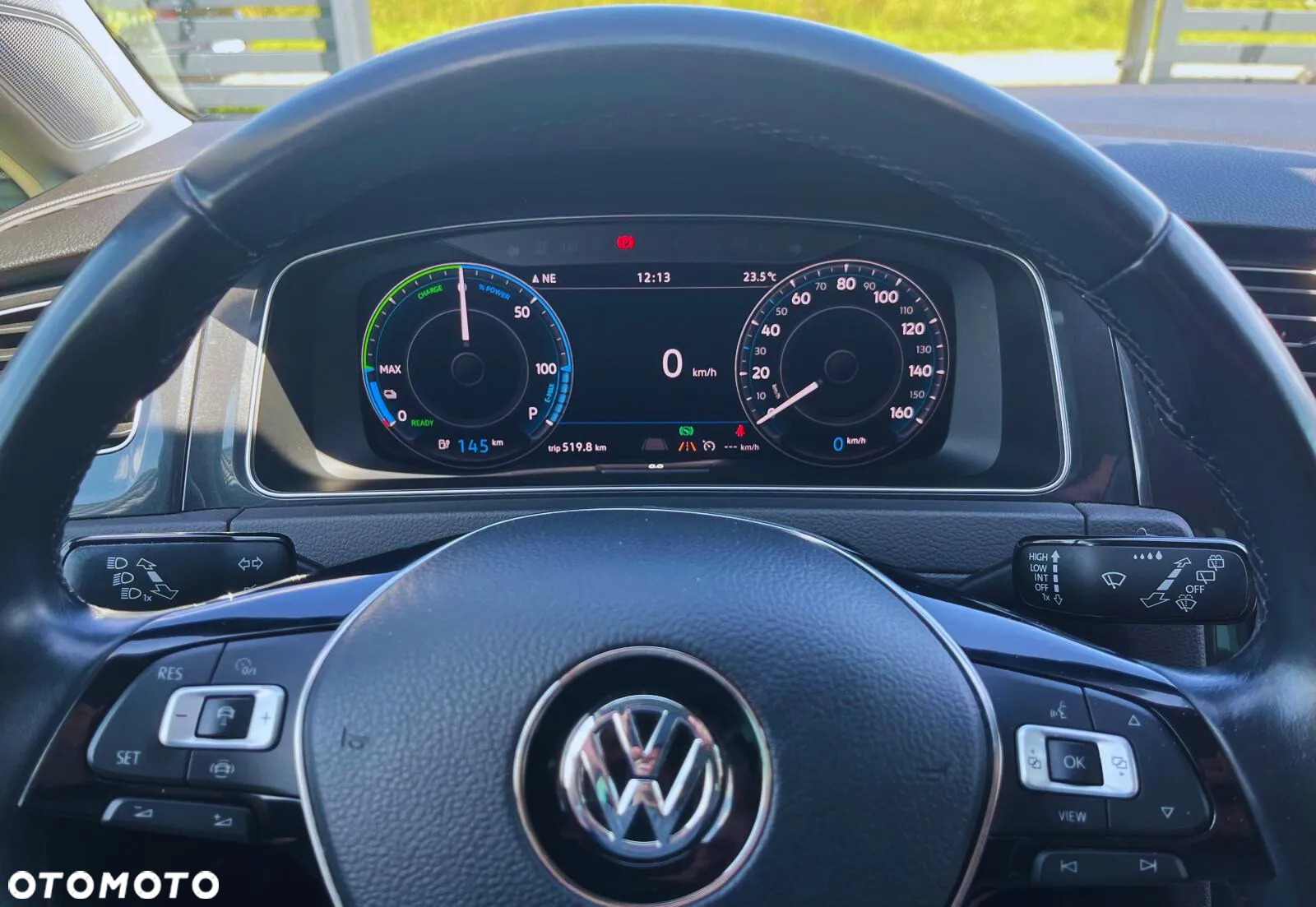 Volkswagen Golf e-Golf - 22