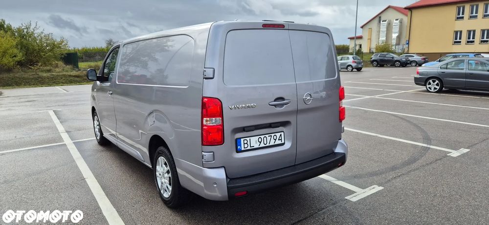 Opel Vivaro - 11