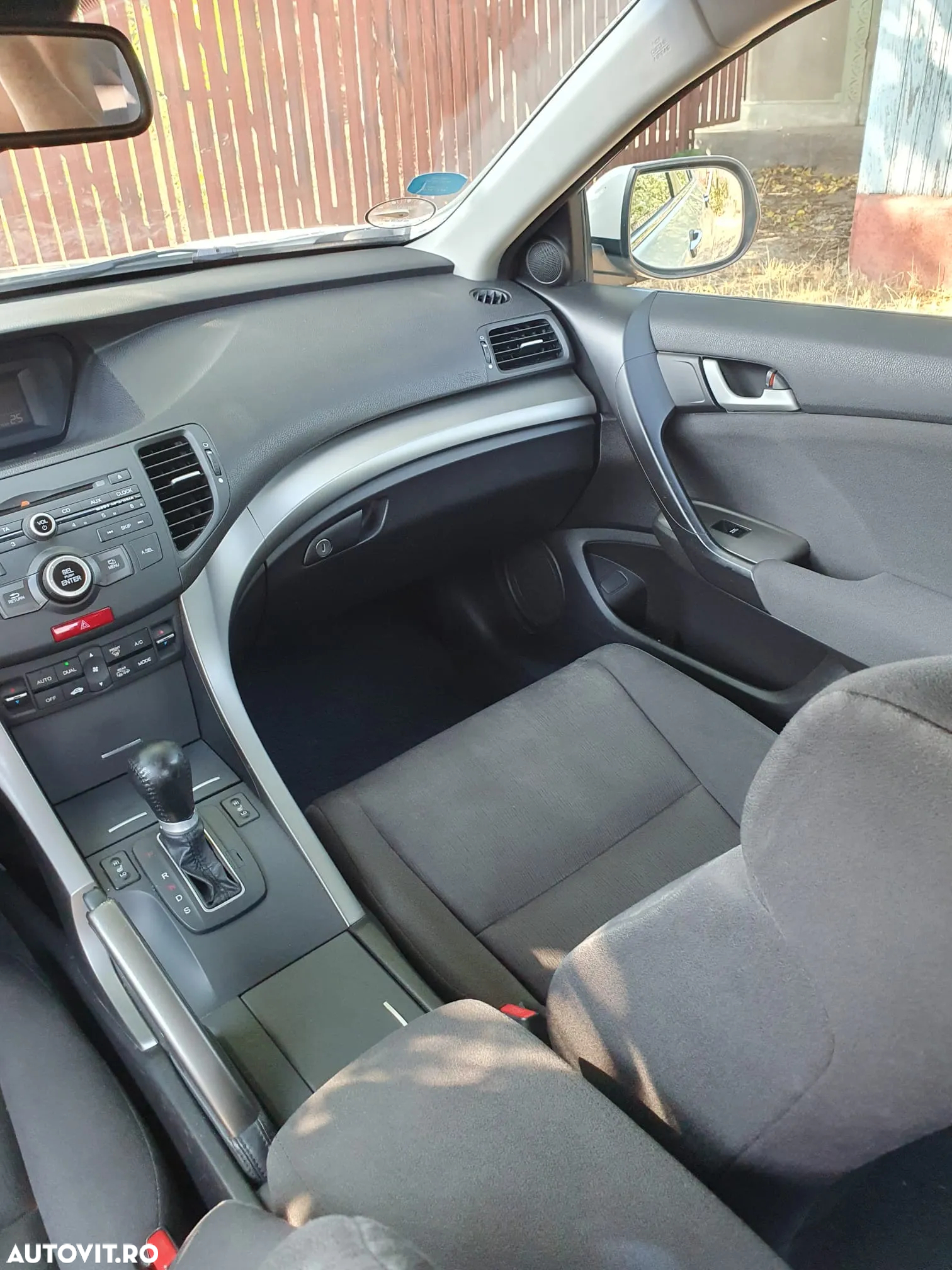 Honda Accord 2.0i Automatic Comfort - 14
