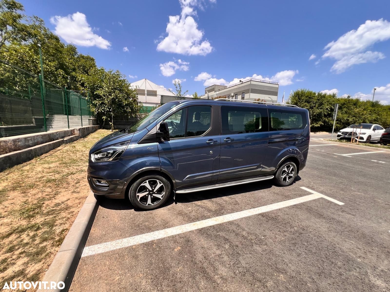 Ford Tourneo Custom Bus 320 2.0 EcoBlue 185 CP L2H1 Active Aut. - 1