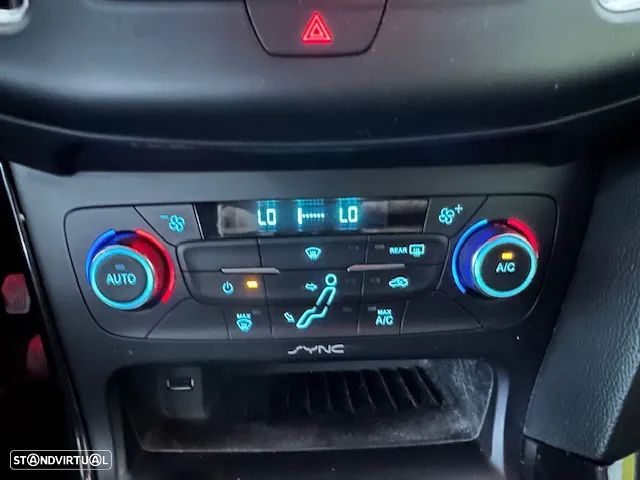 Ford Focus SW 1.0 SCTi Titanium Best - 15