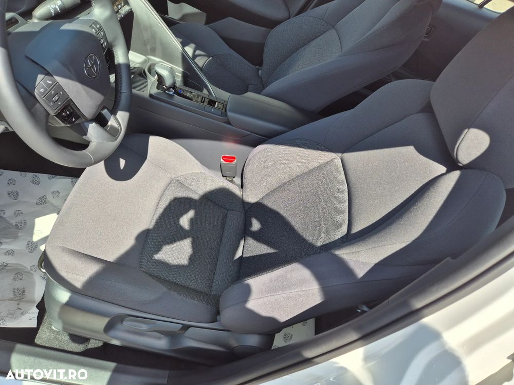 Toyota C-HR 1.8 Hybrid Active - 18