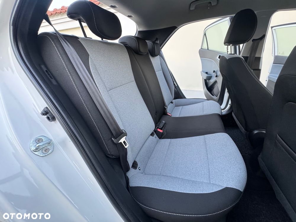 Hyundai i20 - 27