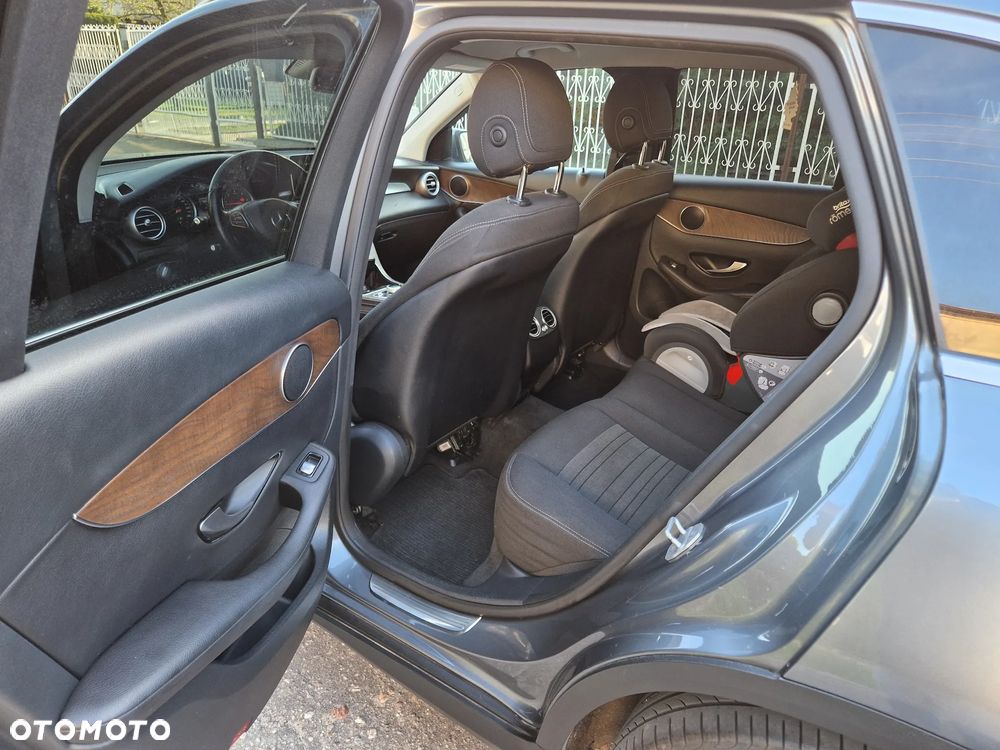 Mercedes-Benz GLC 220 d 4-Matic - 15