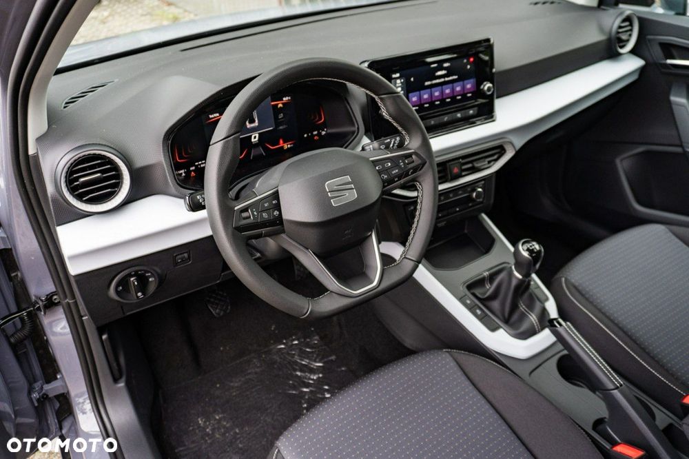 Seat Arona - 11