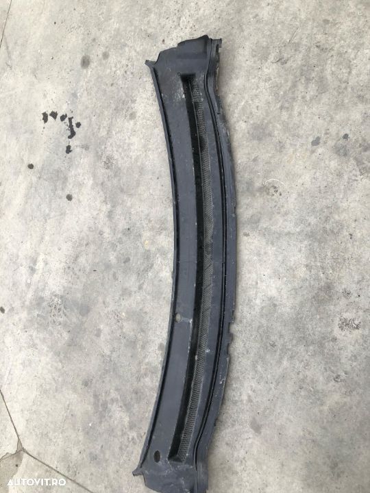 grila capota ford focus 2 - 2