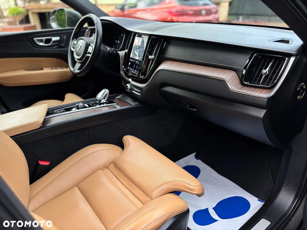 Volvo XC 60 B4 D AWD Geartronic Inscription - 8