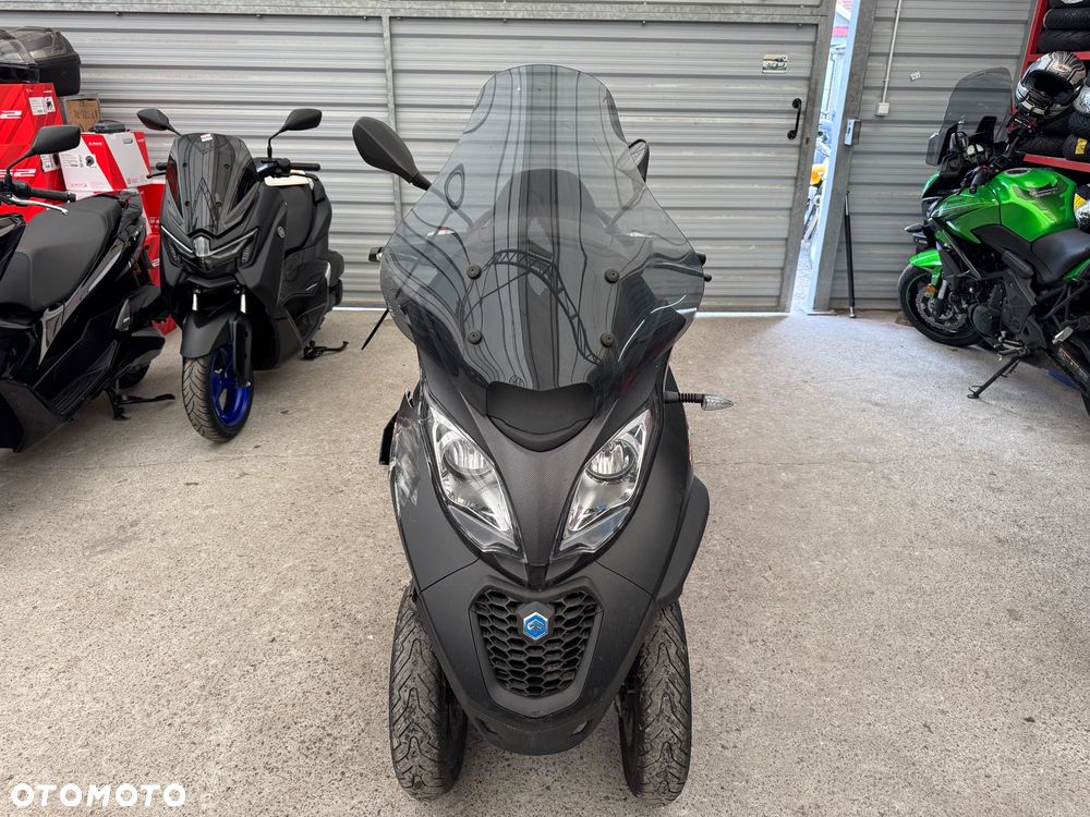 Piaggio MP-3 - 2